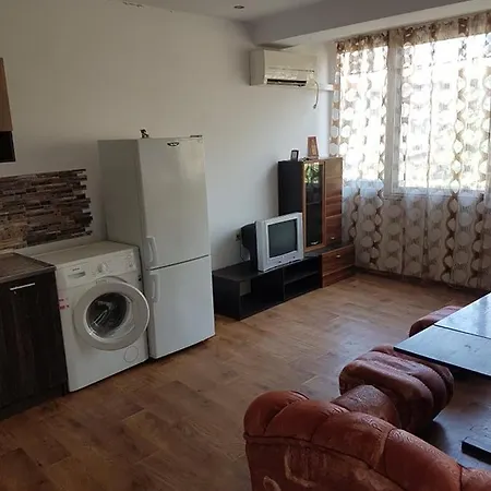Apartament Large דירה